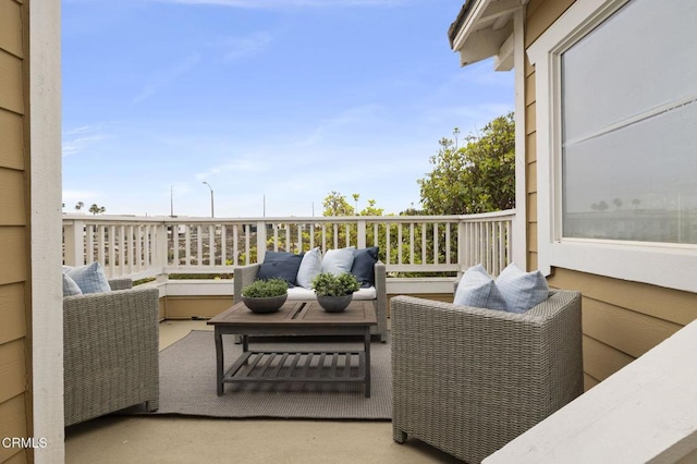 5000 Terramar Way, Oxnard, CA 93035 - balcony featuring an outdoor hangout area