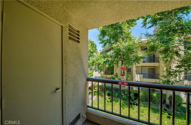 21450 Burbank Blvd Unit 211, Woodland Hills, CA 91367 - photo 29