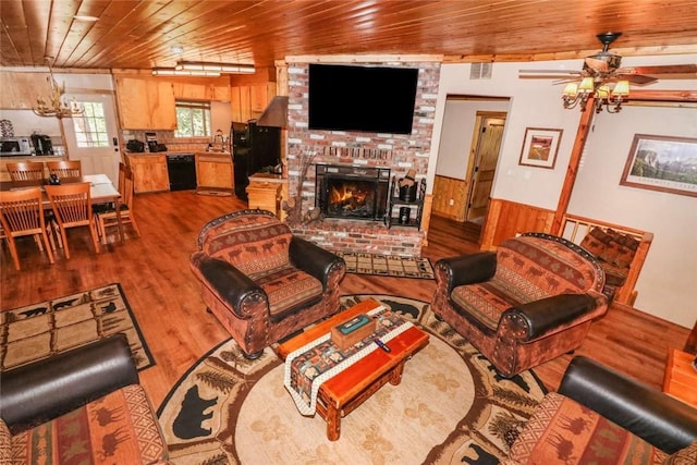 52854 Balsam Dr, Oakhurst, CA 93644 - photo 5