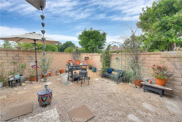 6236 Ashton Pl, Rancho Cucamonga, CA 91739 - fenced backyard featuring a patio