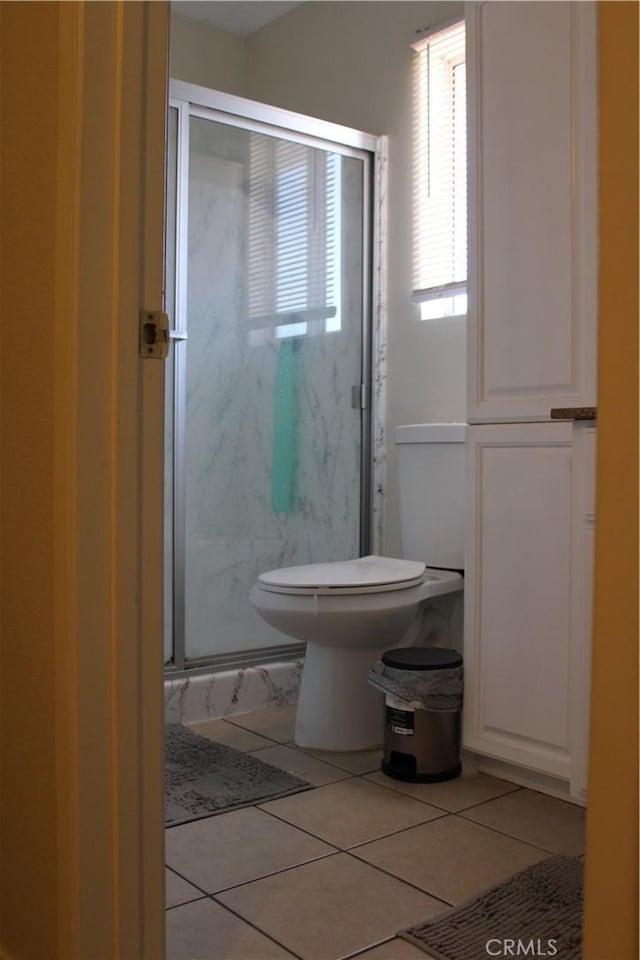 1848 Cascadian Way, San Jacinto, CA 92583 - bathroom with a stall shower and tile patterned floors