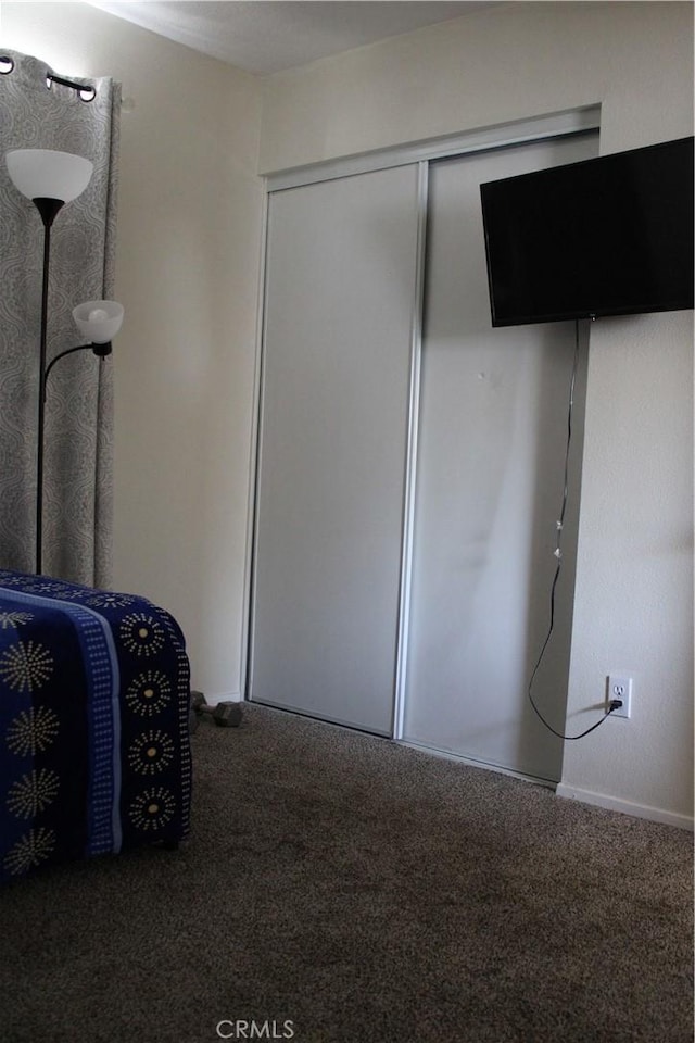 1848 Cascadian Way, San Jacinto, CA 92583 - bedroom with carpet floors and a closet