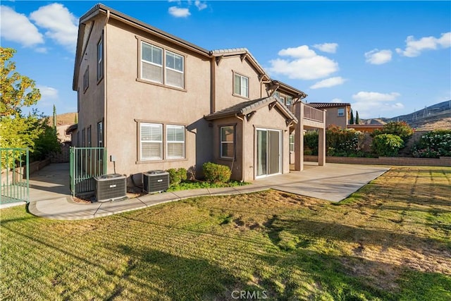 37351 Paintbrush Dr, Palmdale, CA 93551 - rear view of property with a patio and stucco siding