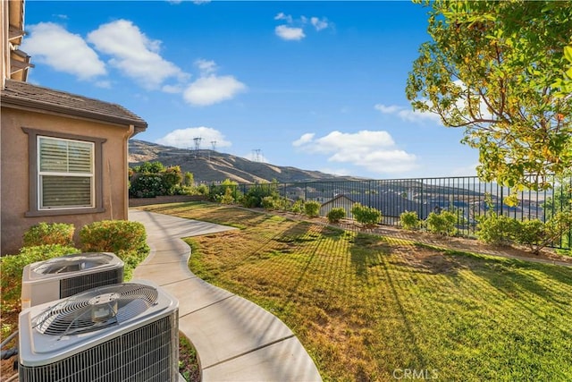 37351 Paintbrush Dr, Palmdale, CA 93551 - view of yard featuring a mountain view