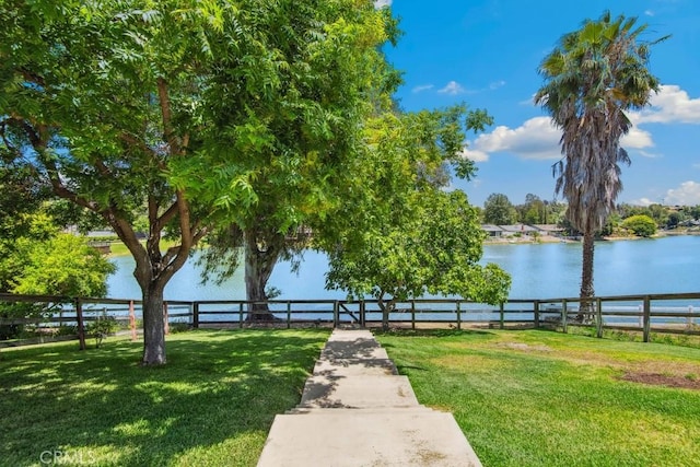 42724 Santa Suzanne Pl, Temecula, CA 92592 - water view