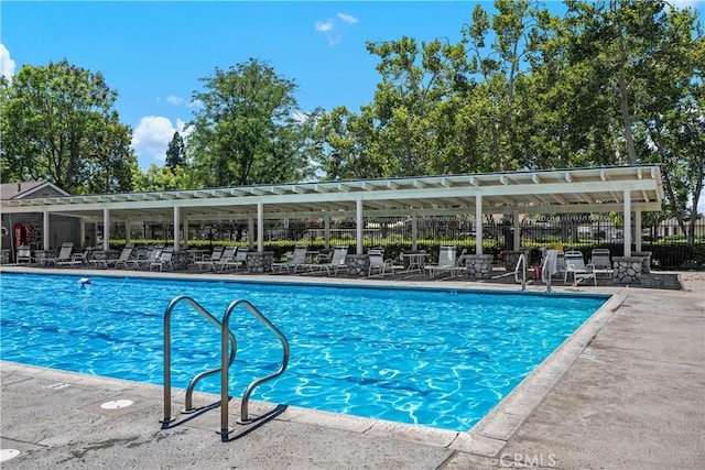 3639 Country Oaks Loop Unit E, Ontario, CA 91761 - community pool with a patio area