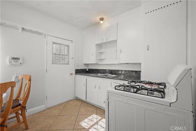 16005 Wyandotte St, Lake Balboa, CA 91406 - photo 8