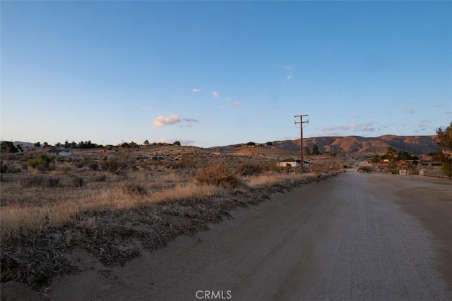 10225 Bella Vista St, Apple Valley, CA 92308