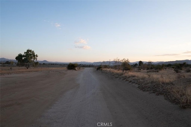 10225 Bella Vista St, Apple Valley, CA 92308
