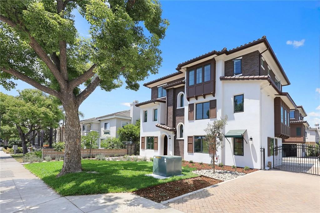 905 Sunset Blvd Unit B, Arcadia, CA 91007 - photo 1