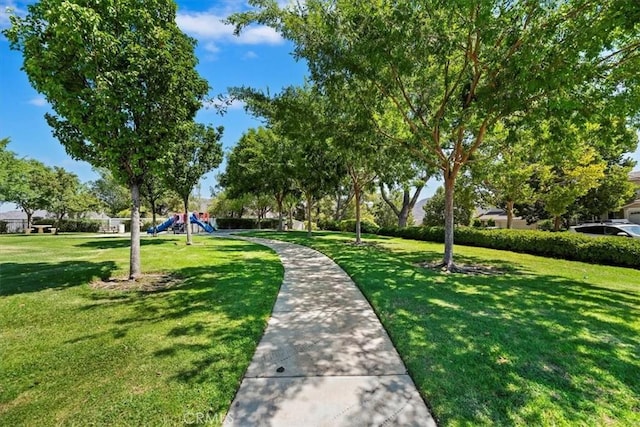 27185 Buffalo Trl, Corona, CA 92883 - surrounding community featuring a yard