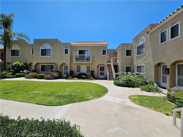 13171 Newland St Unit 11, Garden Grove, CA 92844 - view of community with a lawn