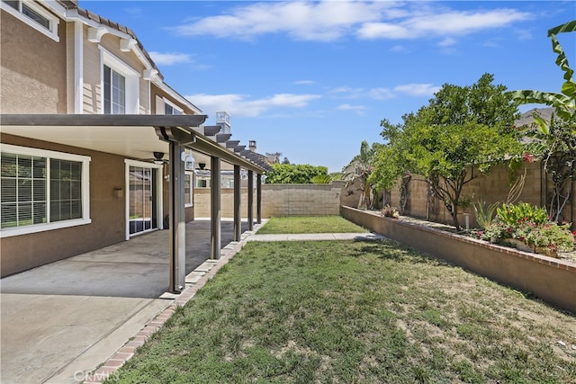 17129 Lacebark St, Fontana, CA 92337 - fenced backyard with a patio area