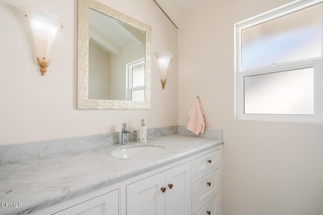 5040 Island View St, Oxnard, CA 93035 - bathroom featuring vanity