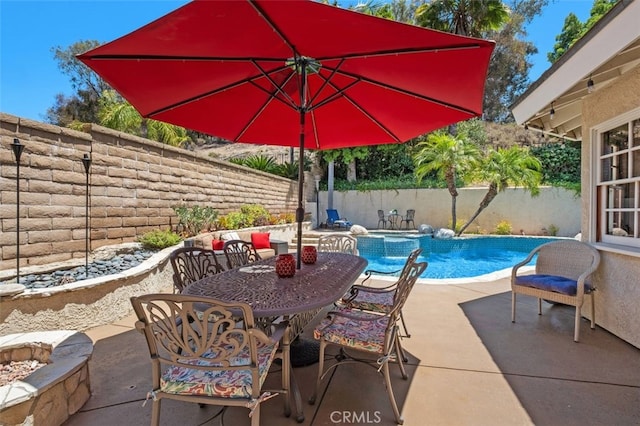 25572 Orchard Rim Ln, Lake Forest, CA 92630 - view of swimming pool with a fenced backyard, a patio area, and a pool with connected hot tub