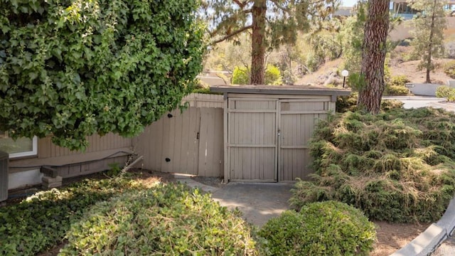 17177 Bernardo Center Dr, San Diego, CA 92128 - view of yard featuring a gate
