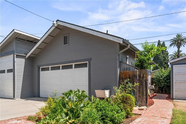 3909 Oakwood Pl, Riverside, CA 92506 - photo 20