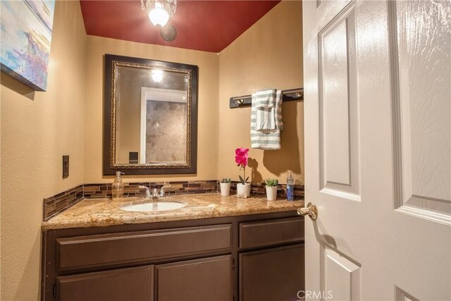 29862 Via Puesta Del Sol, Temecula, CA 92591 - bathroom with vanity