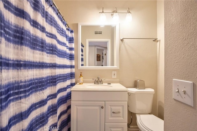 29862 Via Puesta Del Sol, Temecula, CA 92591 - bathroom with vanity and a textured wall