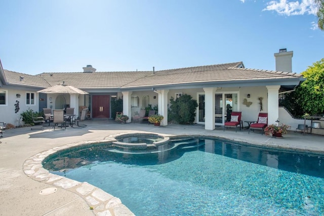 1524 Zutano Ln, Fallbrook, CA 92028 - view of pool featuring a patio area and a pool with connected hot tub