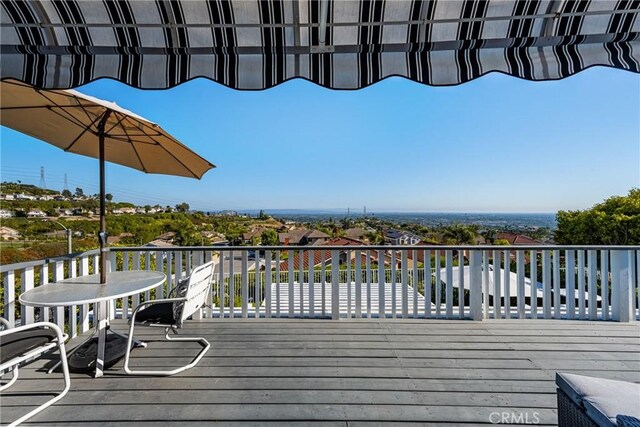 3602 E Ridgeway Rd, Orange, CA 92867 - view of wooden terrace