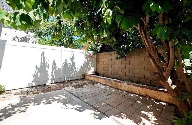 700 W Walnut Ave Unit 58, Orange, CA 92868 - photo 15
