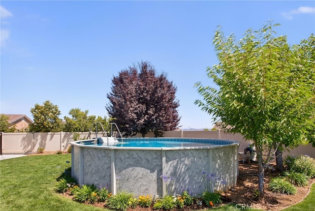 102 Mesa Ct, Calimesa, CA 92320 - view of pool featuring a fenced backyard