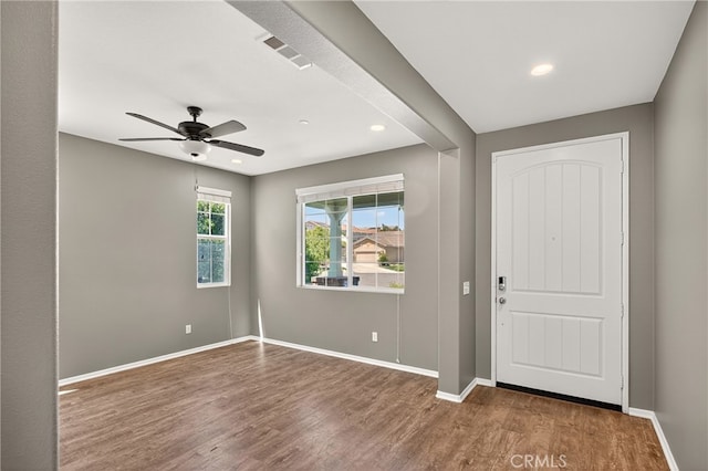 102 Mesa Ct, Calimesa, CA 92320 - entrance foyer with ceiling fan, wood finished floors, and recessed lighting
