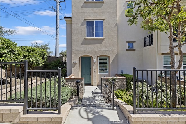 384 Ruby Red Ln, Upland, CA 91786 - view of property with stucco siding