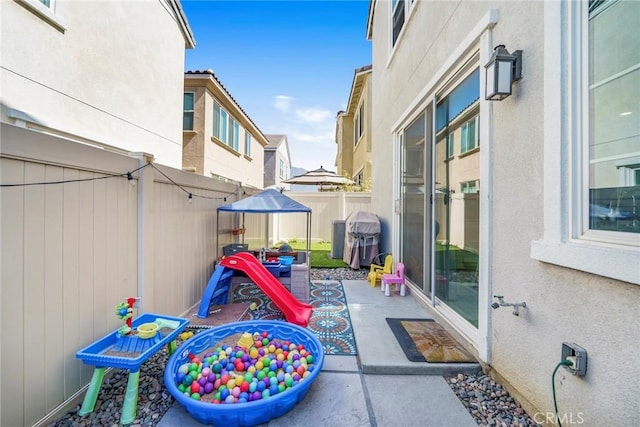 1633 Topeka Pl, Upland, CA 91784 - view of patio / terrace