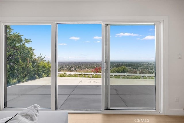 12284 Circula Panorama, Santa Ana, CA 92705 - photo 10