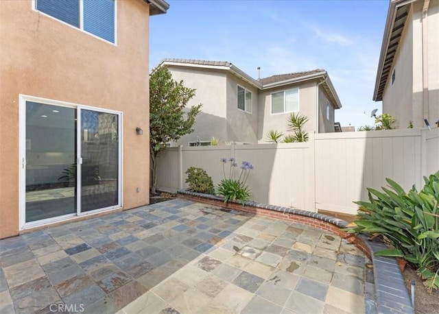 13837 Emerald Ln, Gardena, CA 90247 - view of patio