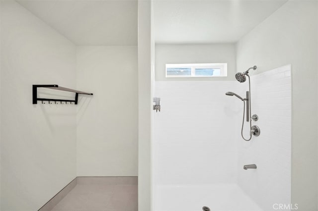 41207 Alegria Ln, Lake Elsinore, CA 92532 - full bathroom featuring a tile shower