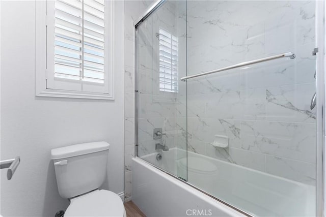 2825 Villa Catalonia Ct, Corona, CA 92881 - bathroom featuring toilet and enclosed tub / shower combo