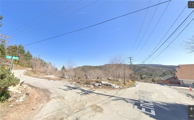 2379 Chicago Dr, Running Springs, CA 92382 - photo 3