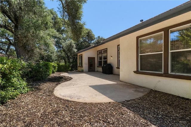 12703 Paso Verde Ct, Atascadero, CA 93422 - view of yard featuring a patio