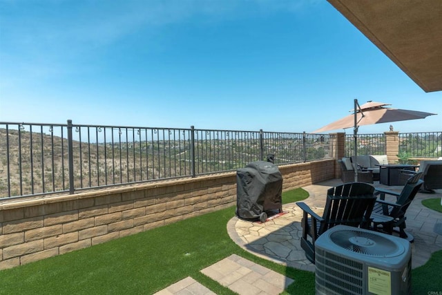 1410 Franceschi Dr, Chula Vista, CA 91913 - fenced backyard featuring a patio
