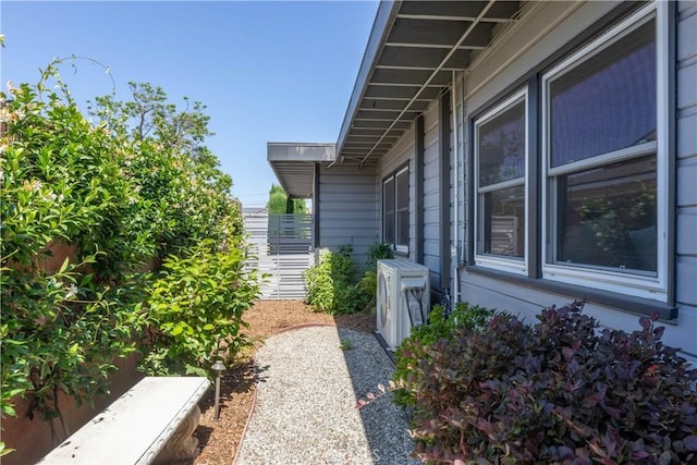 2054 Pattiz Ave, Long Beach, CA 90815 - view of yard