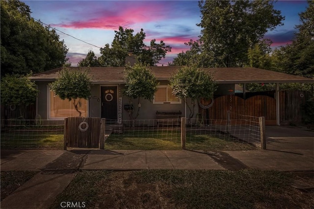 401 W 6th Ave, Chico, CA 95926 - ranch-style home featuring a fenced front yard and a gate