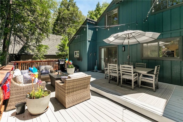 248 Hemlock Dr, Lake Arrowhead, CA 92352 - deck featuring an outdoor hangout area and outdoor dining area