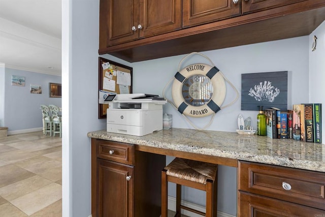 804 N The Strand Unit 11, Oceanside, CA 92054 - bar area with built in desk and ornamental molding