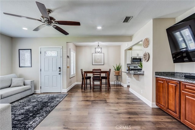 2321 Williamson Ave, Fullerton, CA 92833 - photo 8