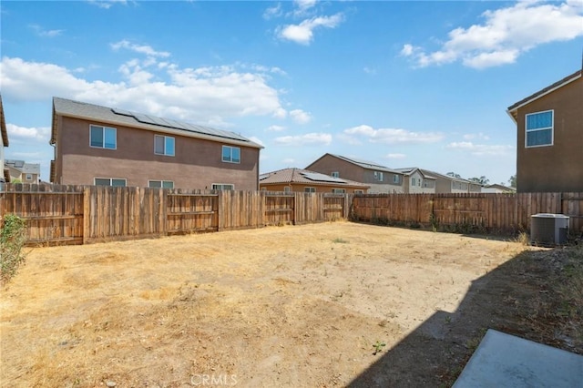 6648 E Yale, Fresno, CA 93727 - fenced backyard with a residential view