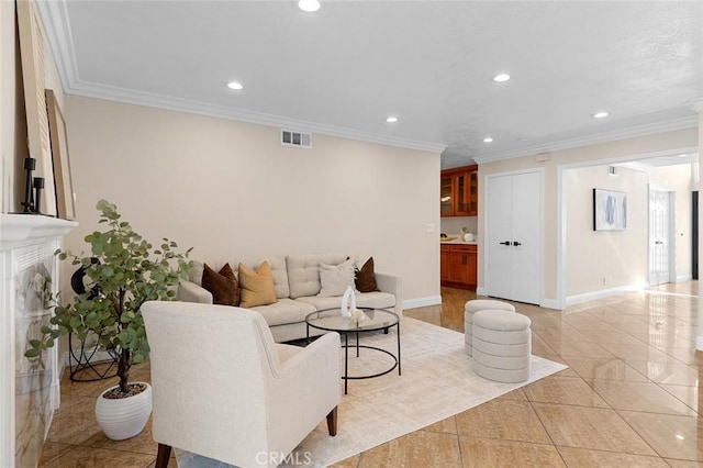 16186 Mount Gist Cir, Fountain Valley, CA 92708 - living area with recessed lighting and crown molding