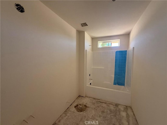 9570 Mescalero Rd, Phelan, CA 92371 - bathroom with shower / tub combination