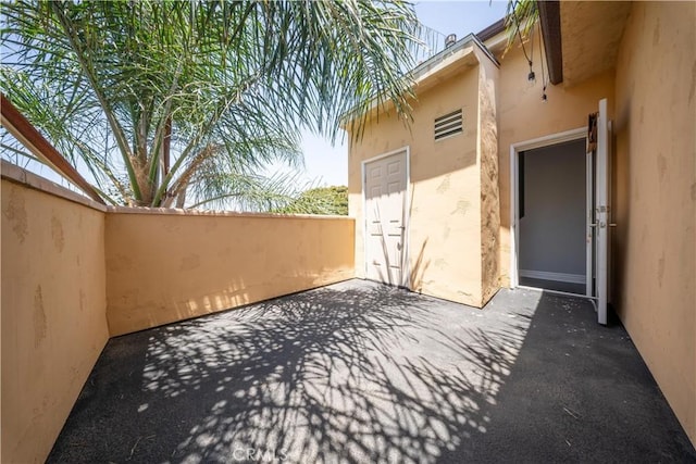 11253 Peach Grove St Unit 106, North Hollywood, CA 91601 - view of patio / terrace