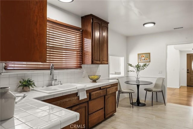 2325 Van Wick St, Inglewood, CA 90303 - photo 12