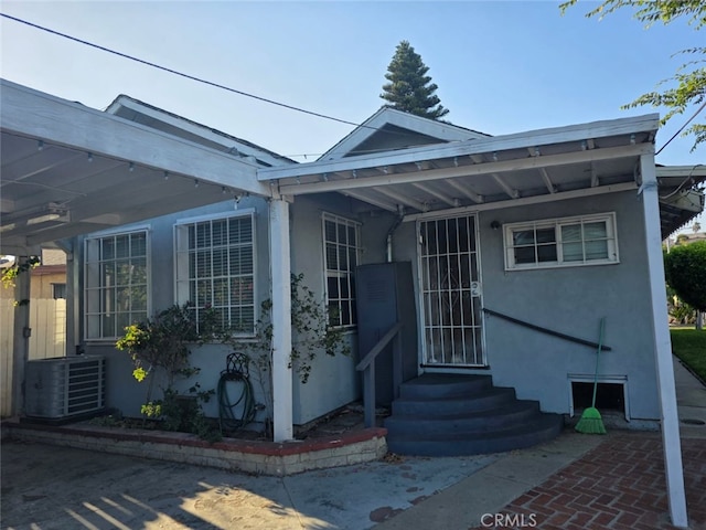 3424 E Cesar E Chavez Ave, Los Angeles, CA 90063 - view of front of home featuring stucco siding