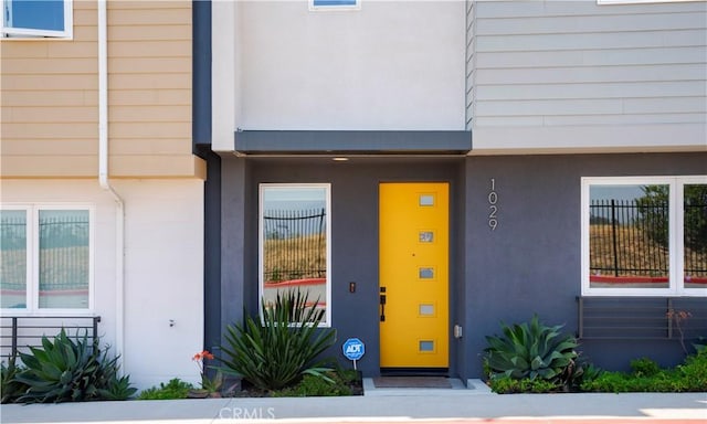 1029 White Knoll Dr, Los Angeles, CA 90012 - property entrance featuring stucco siding