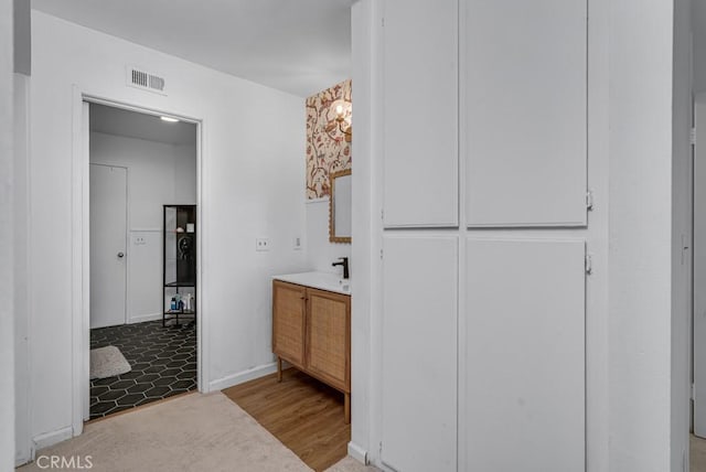 8939 Gallatin Rd Unit 116, Pico Rivera, CA 90660 - bathroom featuring vanity